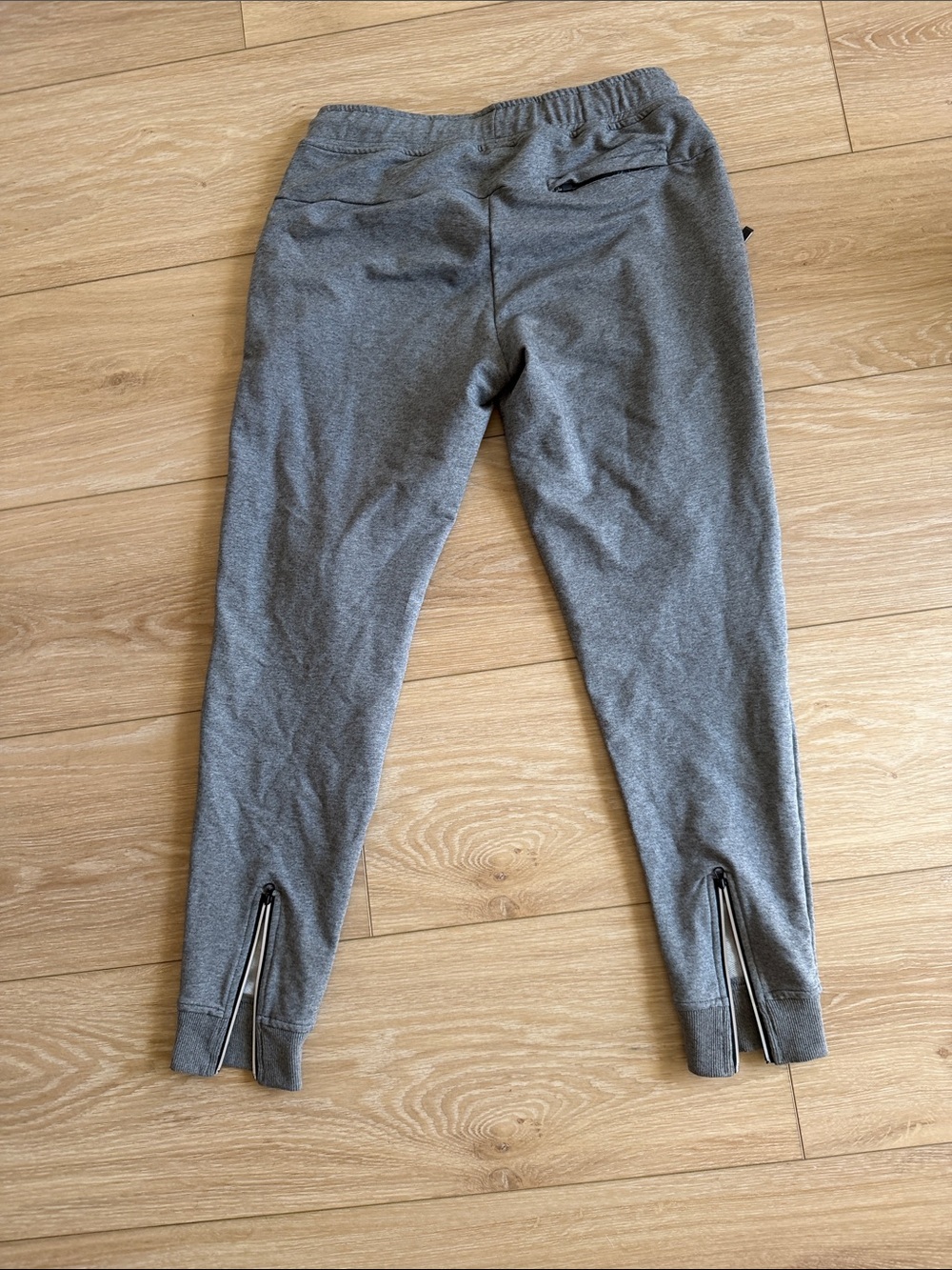 Bestrong Men’s Sweat Joggers with Zip Pockets - Picture 4 of 4